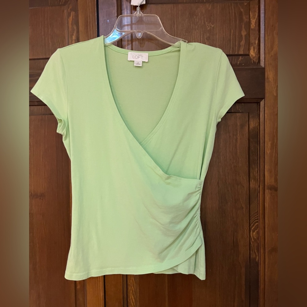 Lime green, Ann Taylor women’s top size small ballet style front